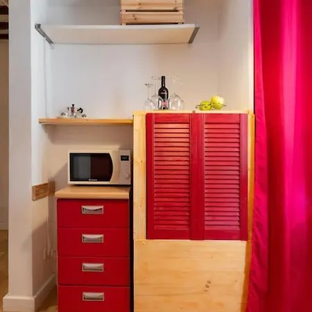 公寓 Keys Of Italy - Mercato 20 - Modern 1 Bedroom Nearby Mercato 佛罗伦萨