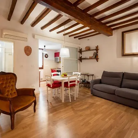 Keys Of Italy - Mercato 20 - Modern 1 Bedroom Nearby Mercato
